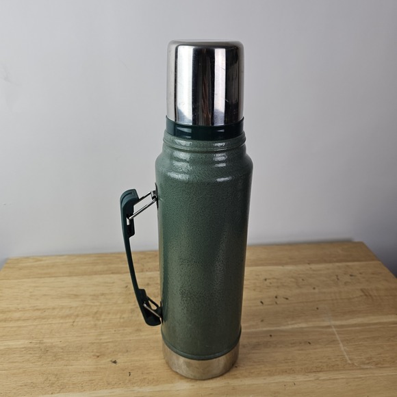 Vintage Stanley Green 1.1 Qt Thermos Vacuum Bottle Jug Classic‎ Outdoor Camping - Picture 4 of 7